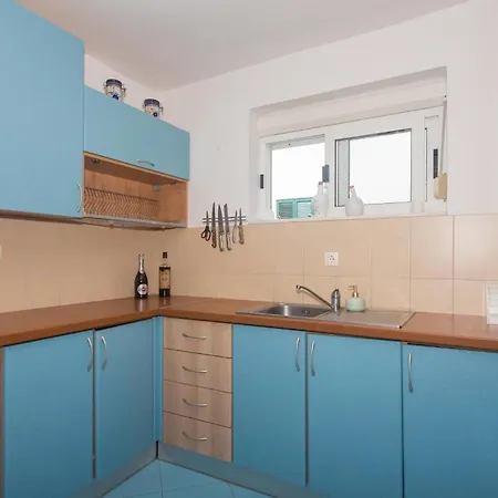 3 Bedroom Front In Nyaraló *