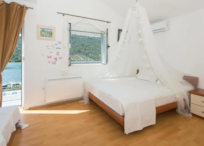 Сasa de vacaciones In With Wifi