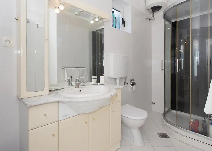 In With Wifi Rogoznica (Sibenik-Knin)