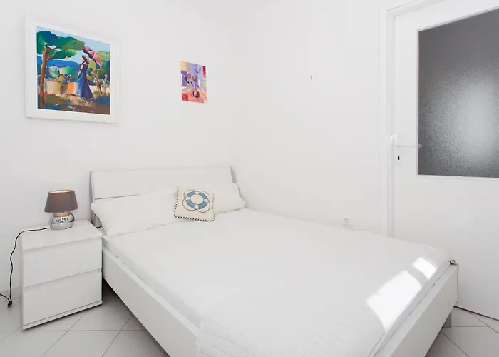 In With Wifi Сasa de vacaciones Rogoznica (Sibenik-Knin)