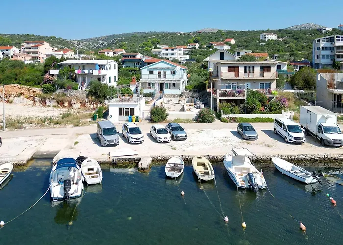 Сasa de vacaciones In With Wifi